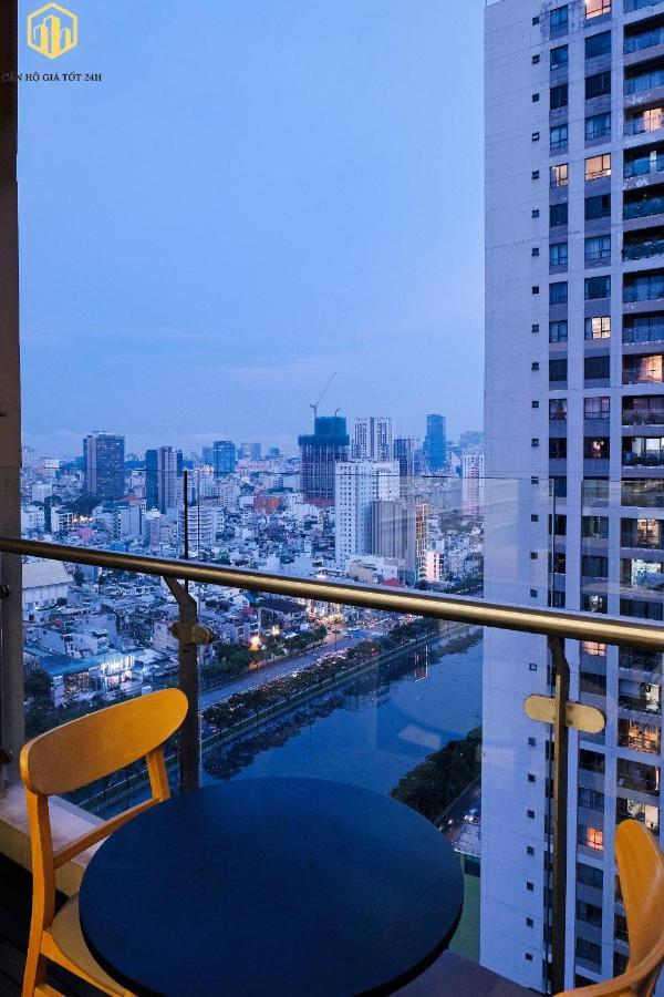 Appartement The Gold View D4- 2br 2wc, Balcony -luxurious - Canhogiatot24h *